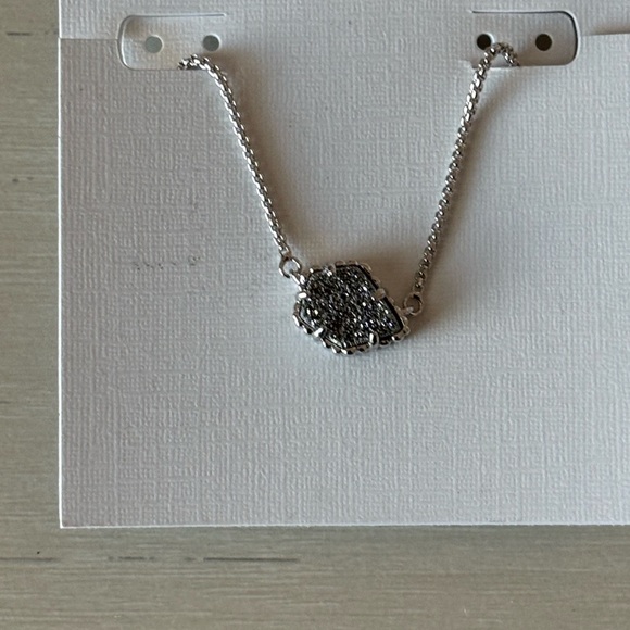 Kendra Scott Tess Pendant Necklace Rhodium Plated Platinum Drusy - Picture 3 of 5